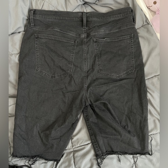 Madewell Roadtrip Biker Short - Picture 4 of 4